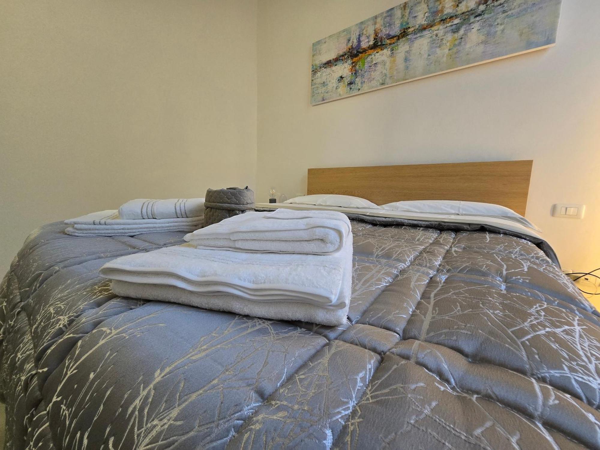 Fabroniana Apartment Elegant Pistoia Bagian luar foto
